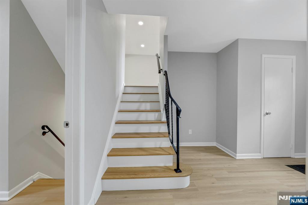111 Moffatt Road