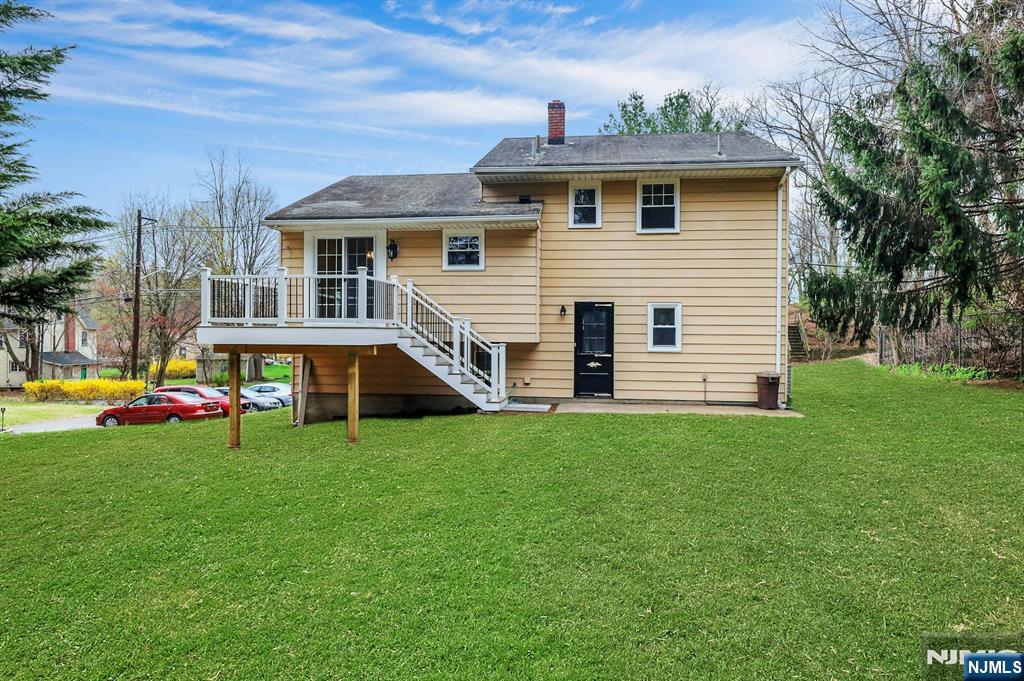 111 Moffatt Road