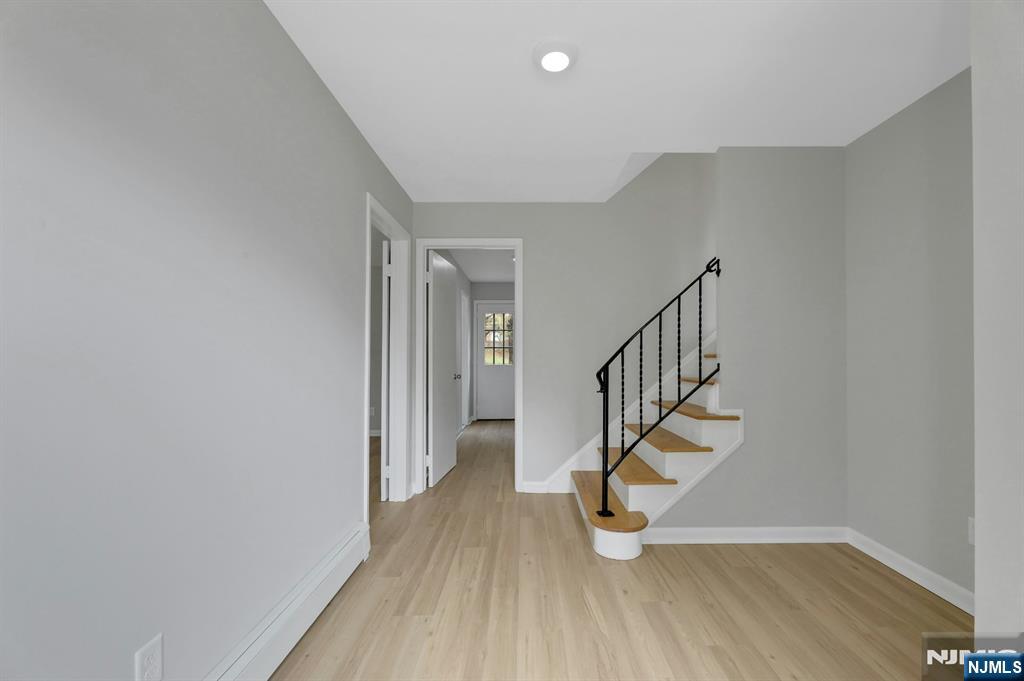 111 Moffatt Road