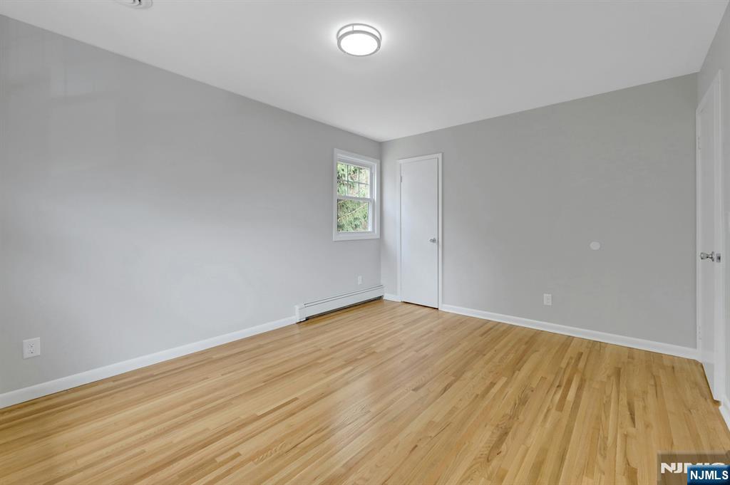111 Moffatt Road
