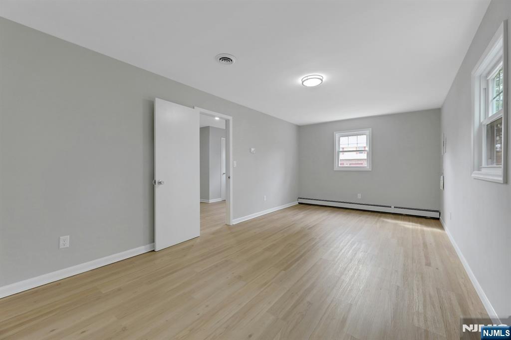 111 Moffatt Road