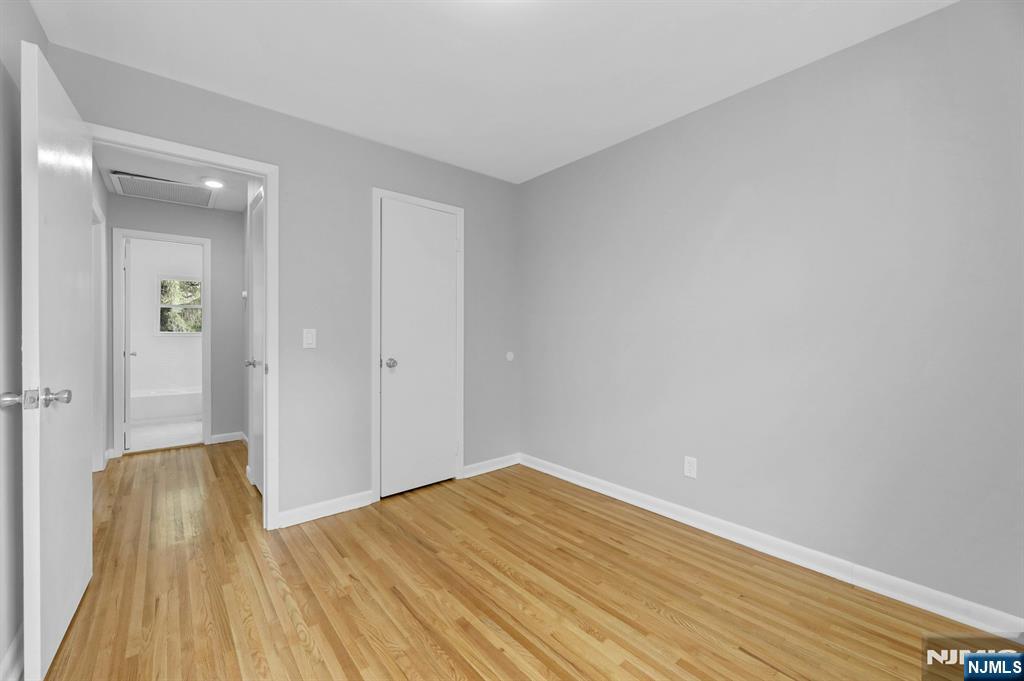 111 Moffatt Road