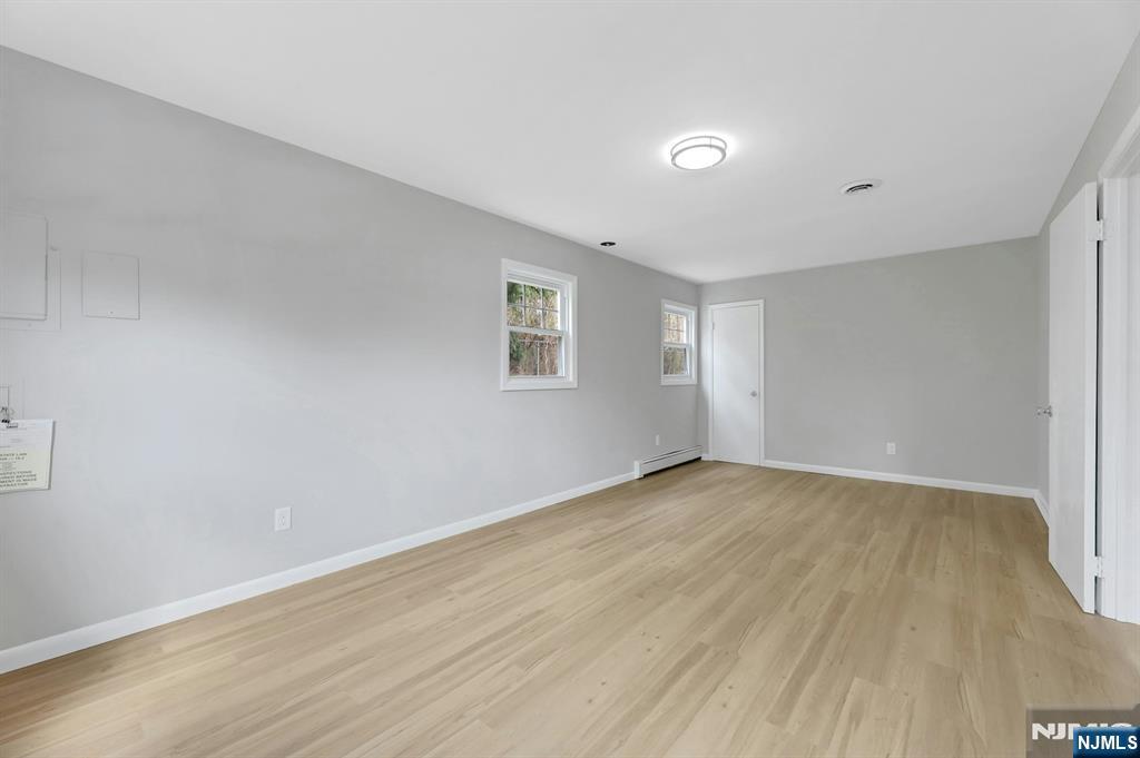 111 Moffatt Road
