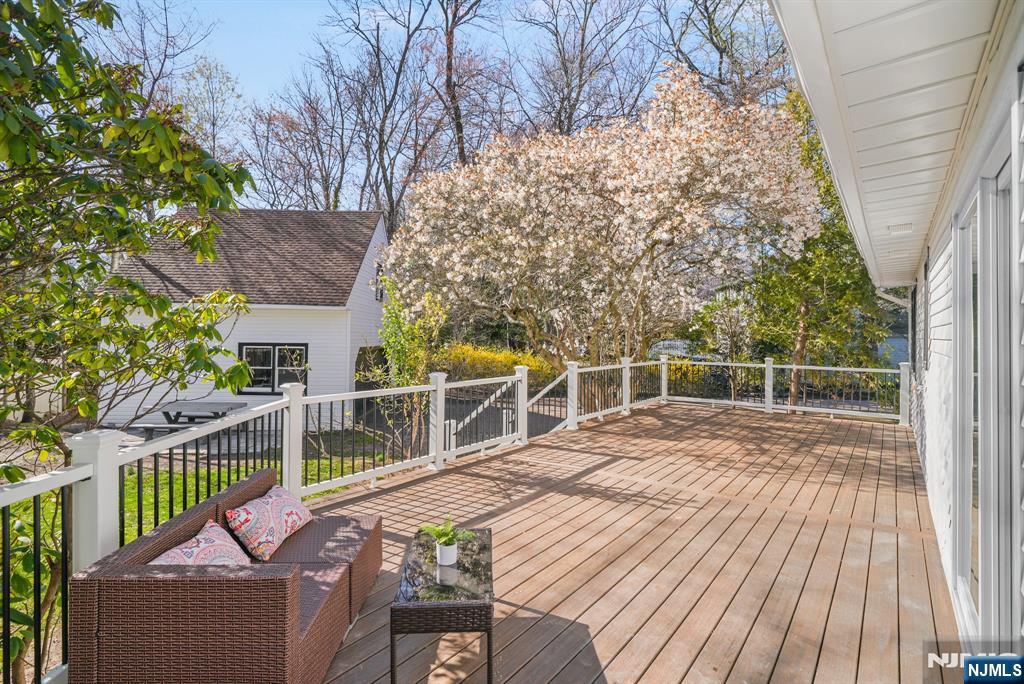183 Wyckoff Avenue