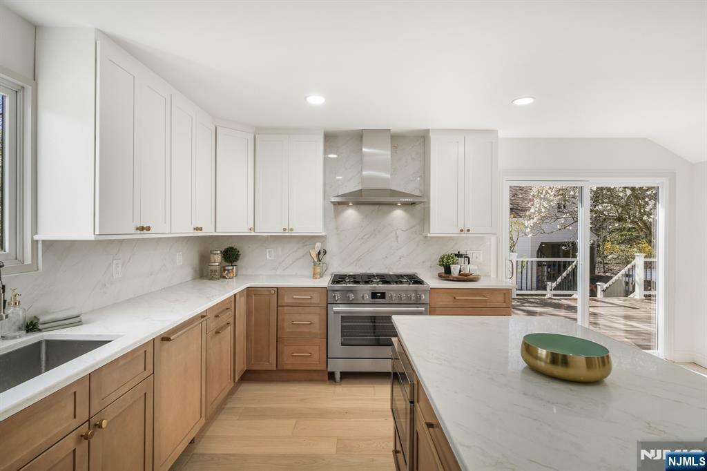 183 Wyckoff Avenue