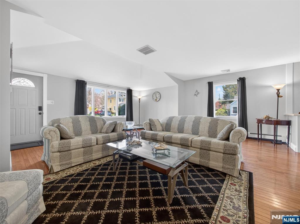 95 Clinton Avenue