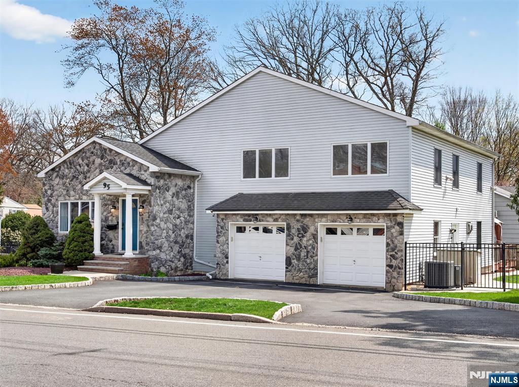95 Clinton Avenue