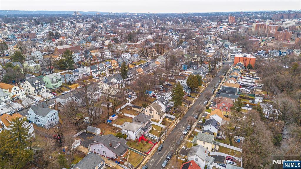 155 Lincoln Place