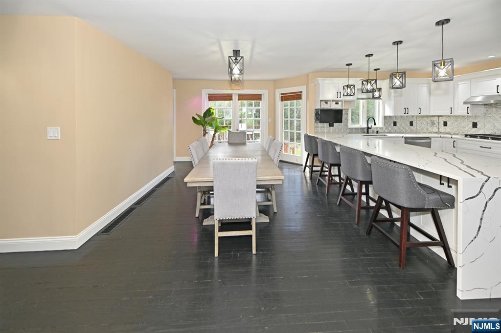 2604 Cleveland Avenue