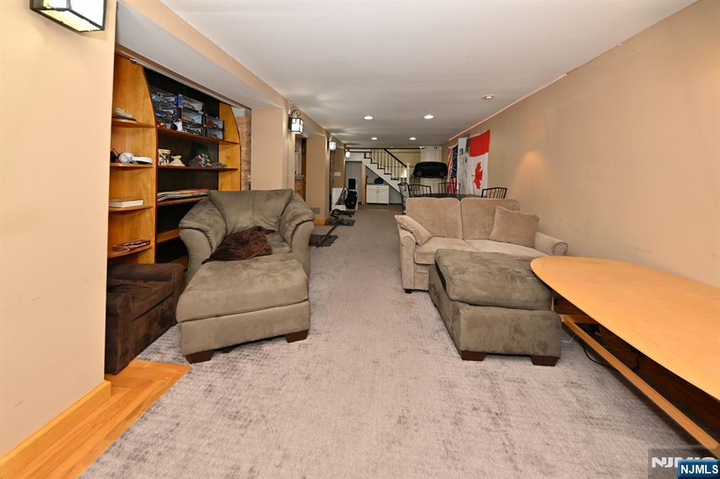 2604 Cleveland Avenue