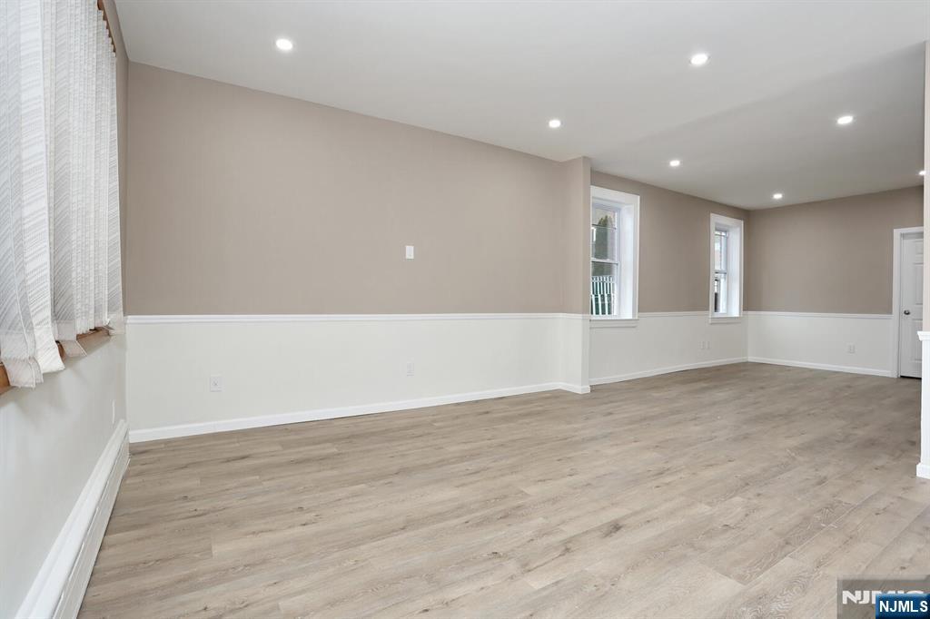 143 Farnham Avenue 2