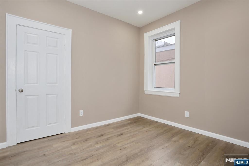 143 Farnham Avenue 2