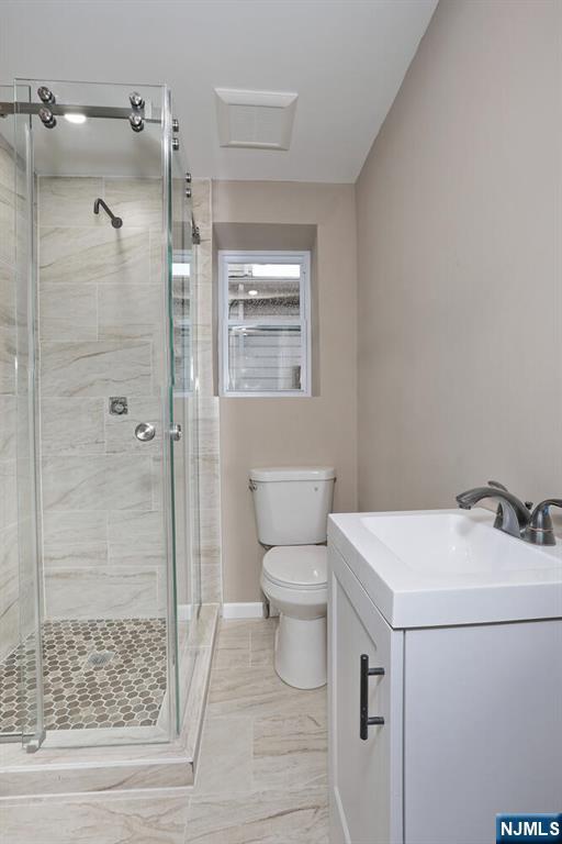 143 Farnham Avenue 2