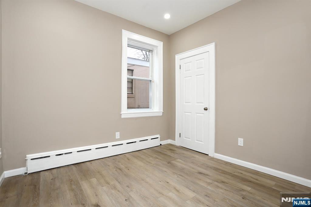 143 Farnham Avenue 2
