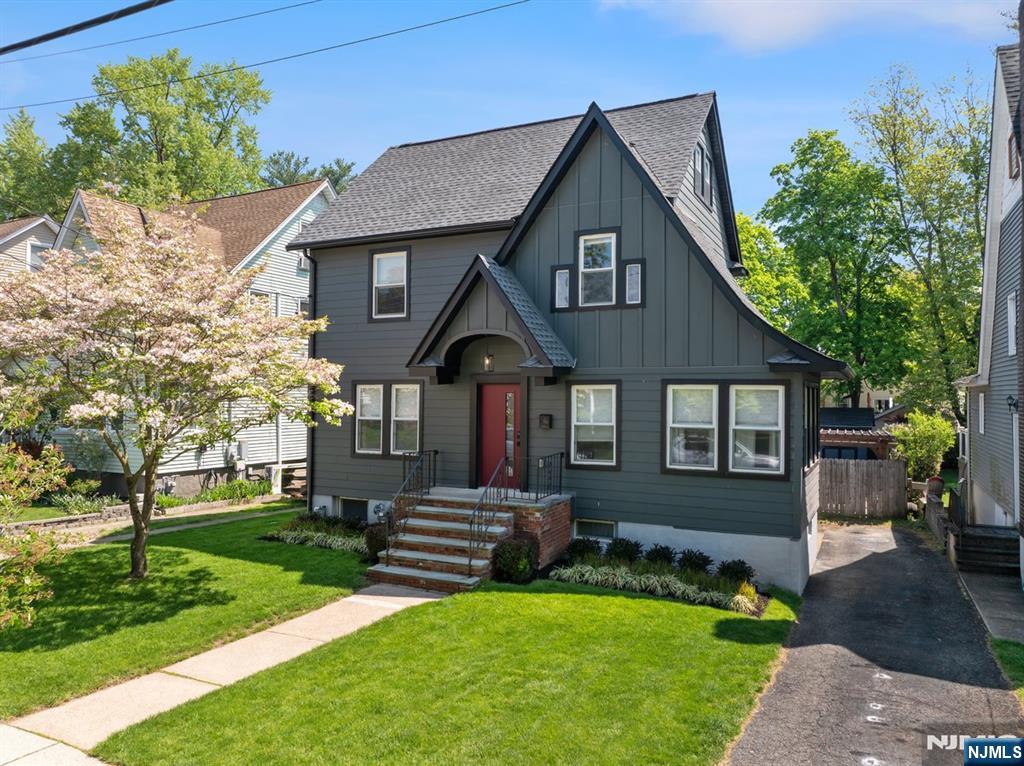 370 Demarest Avenue