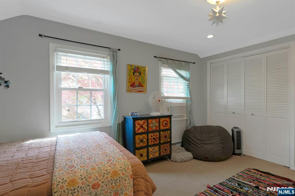 54 Chestnut Avenue