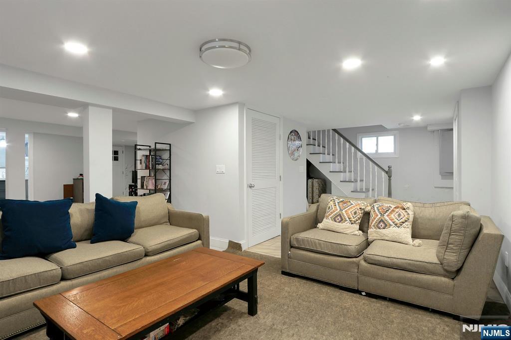 54 Chestnut Avenue