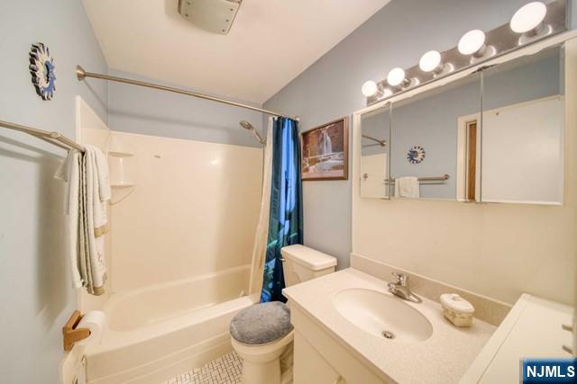 225 Doxey Drive