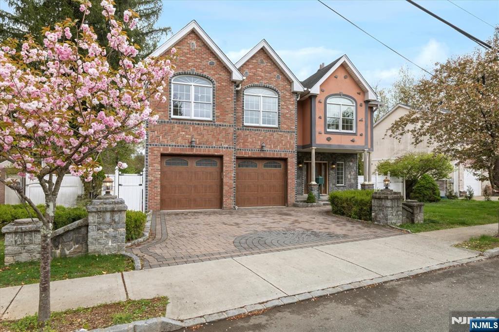 69 Storig Avenue