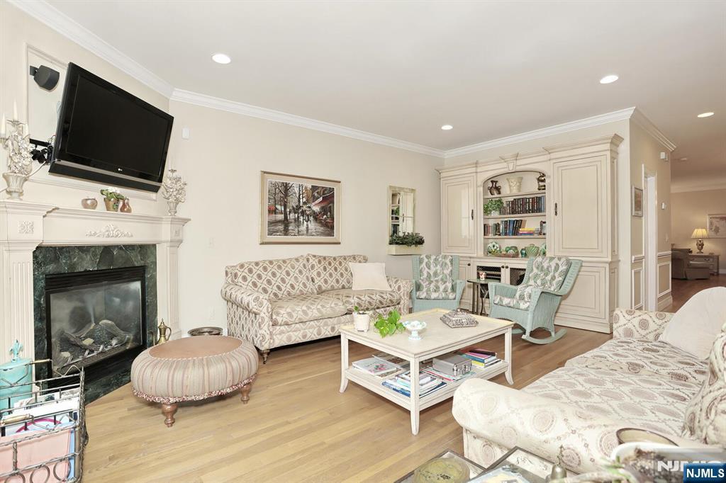 108 Demarest Lane