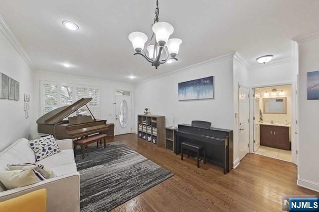 1903 Whitney Lane
