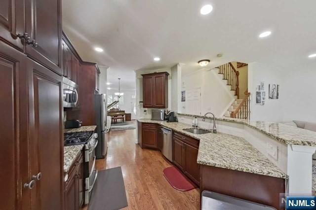 1903 Whitney Lane