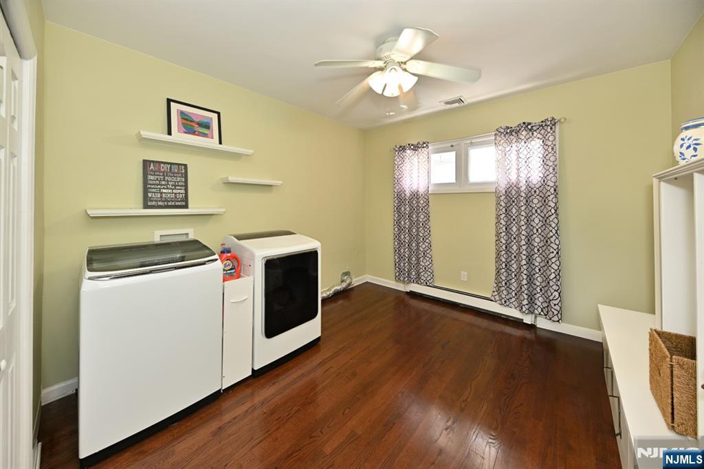 409 Walnut Street