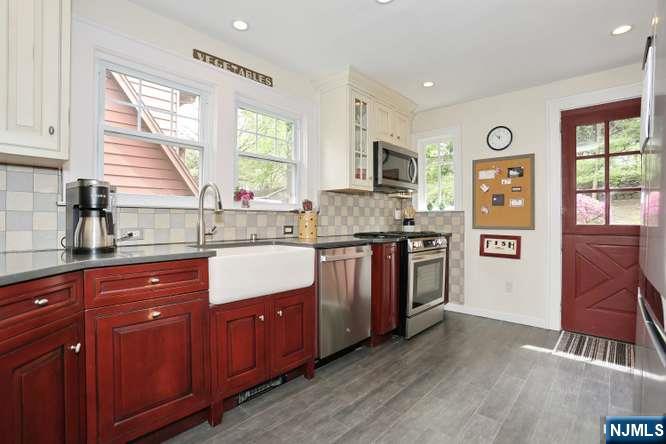 61 Hawthorne Terrace