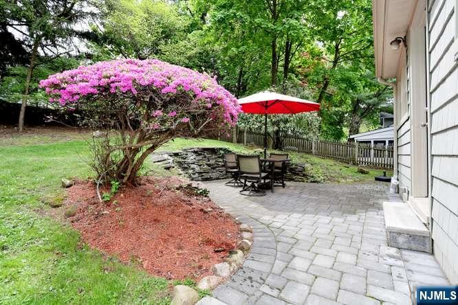 61 Hawthorne Terrace