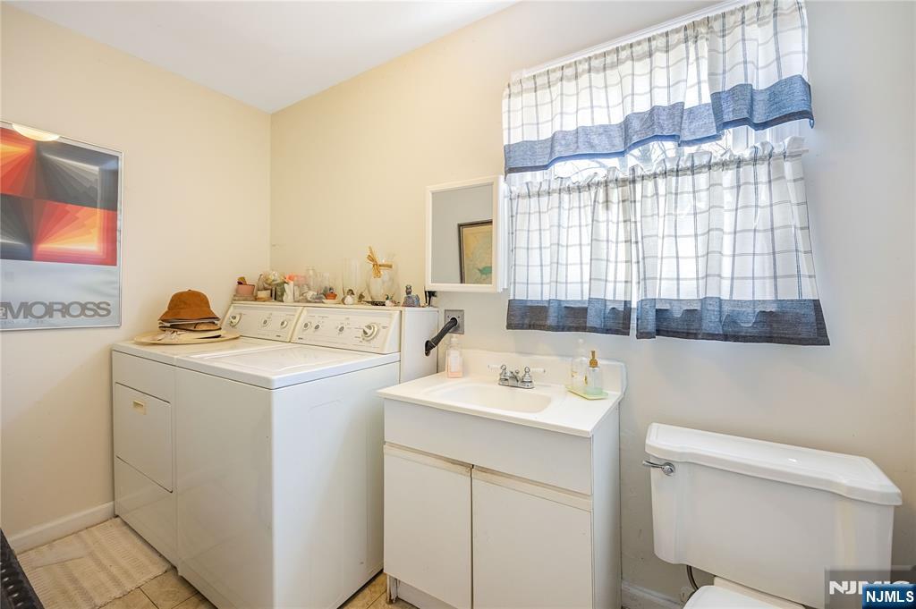 1150 Roosevelt Avenue