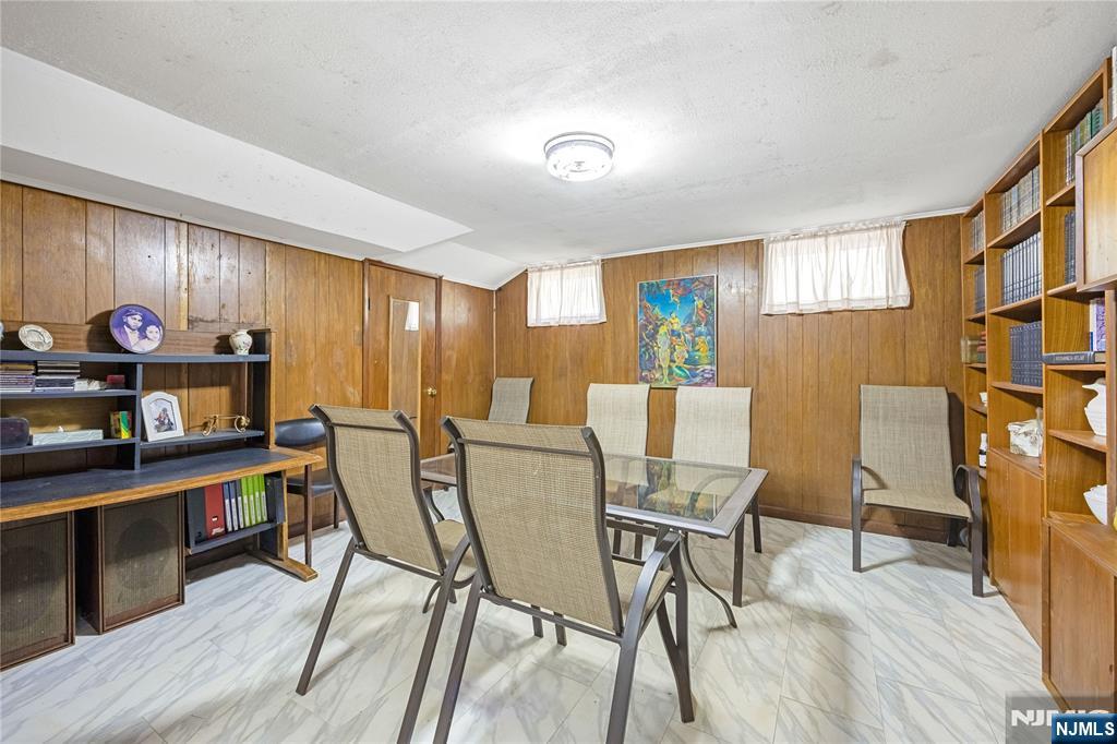 1150 Roosevelt Avenue