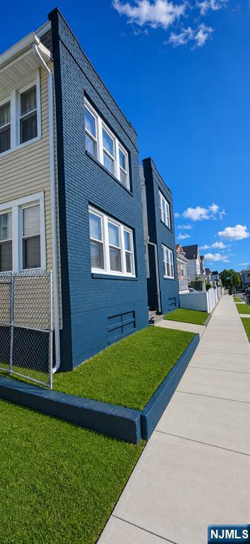 16-18 Boylan Street