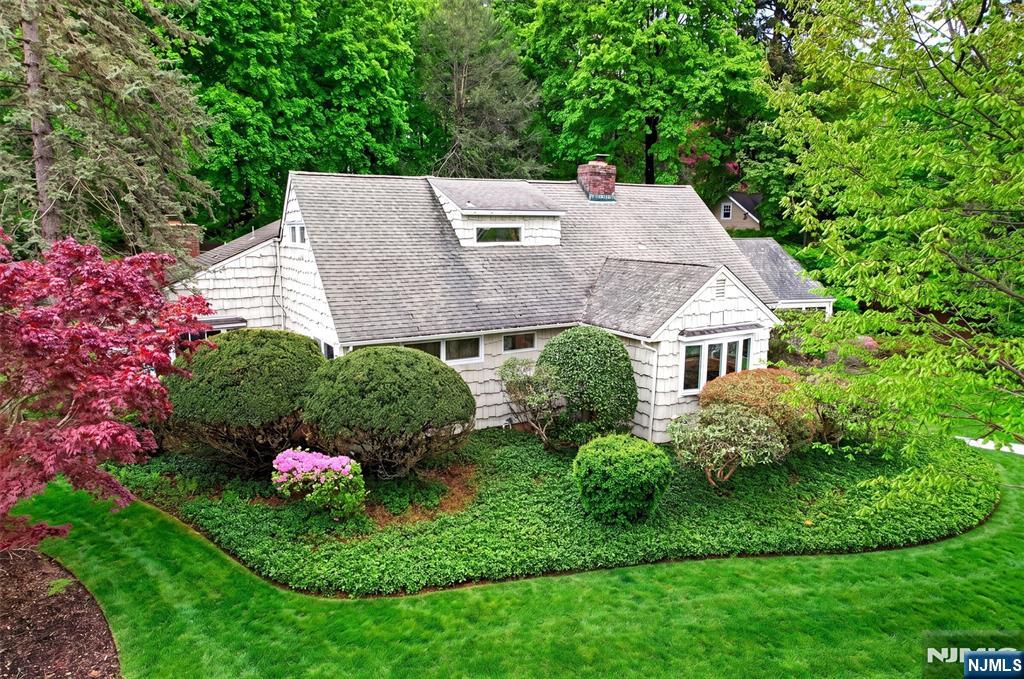 63 Alcott Road