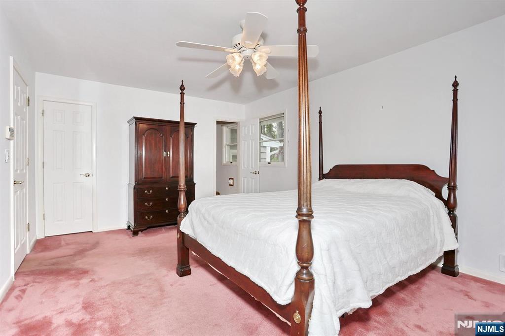 800 Glenside Court
