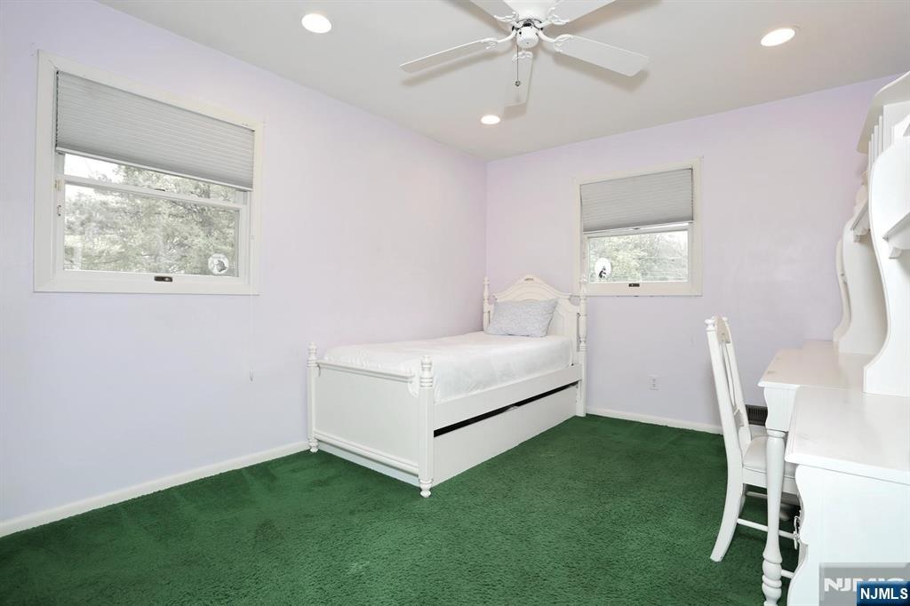 800 Glenside Court