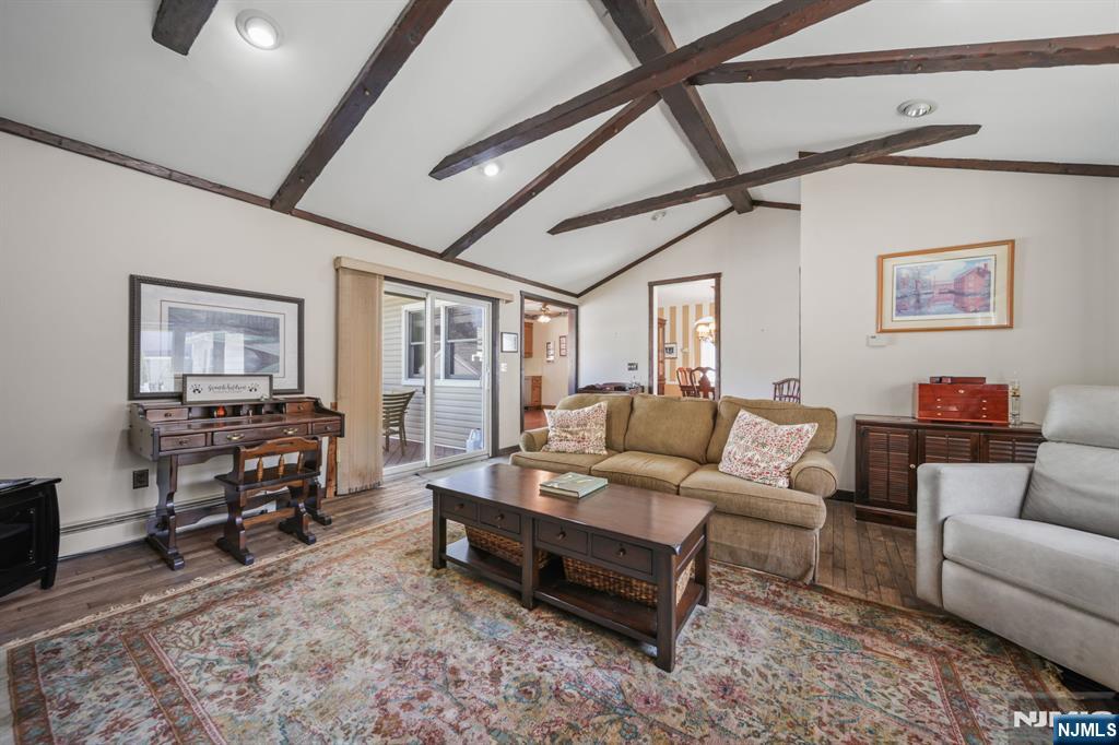 82 Kensington Avenue