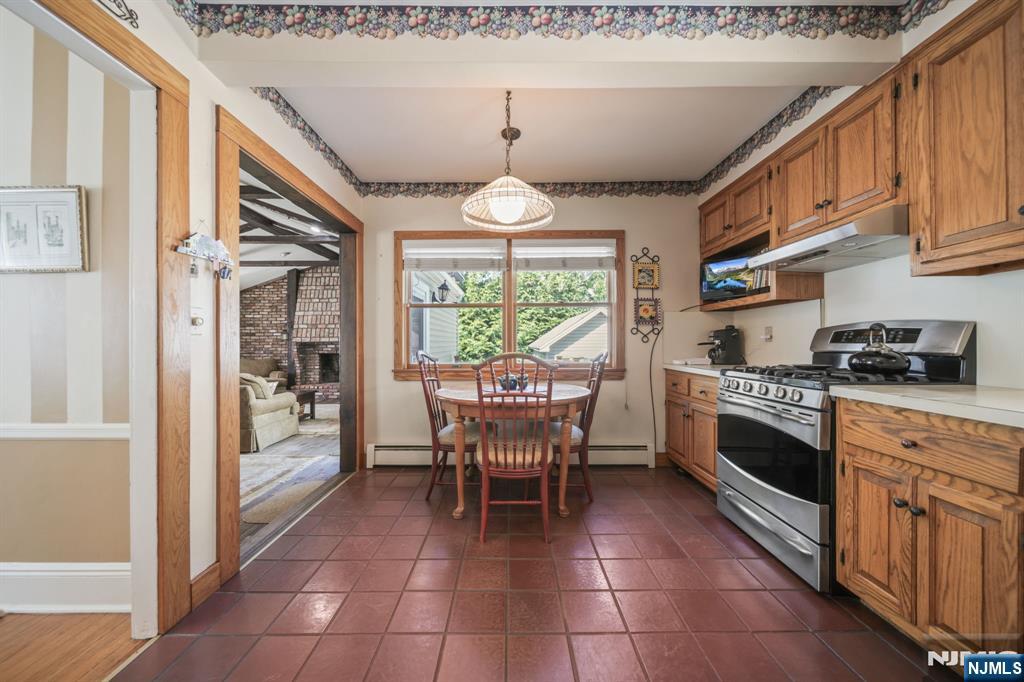 82 Kensington Avenue