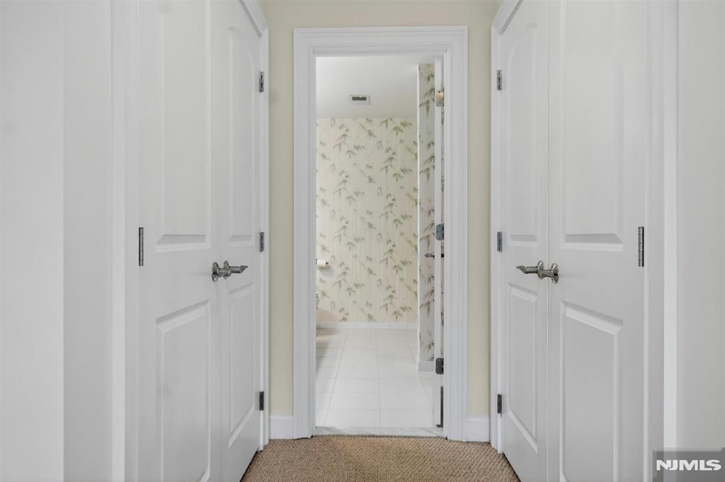 33 Windsor Lane