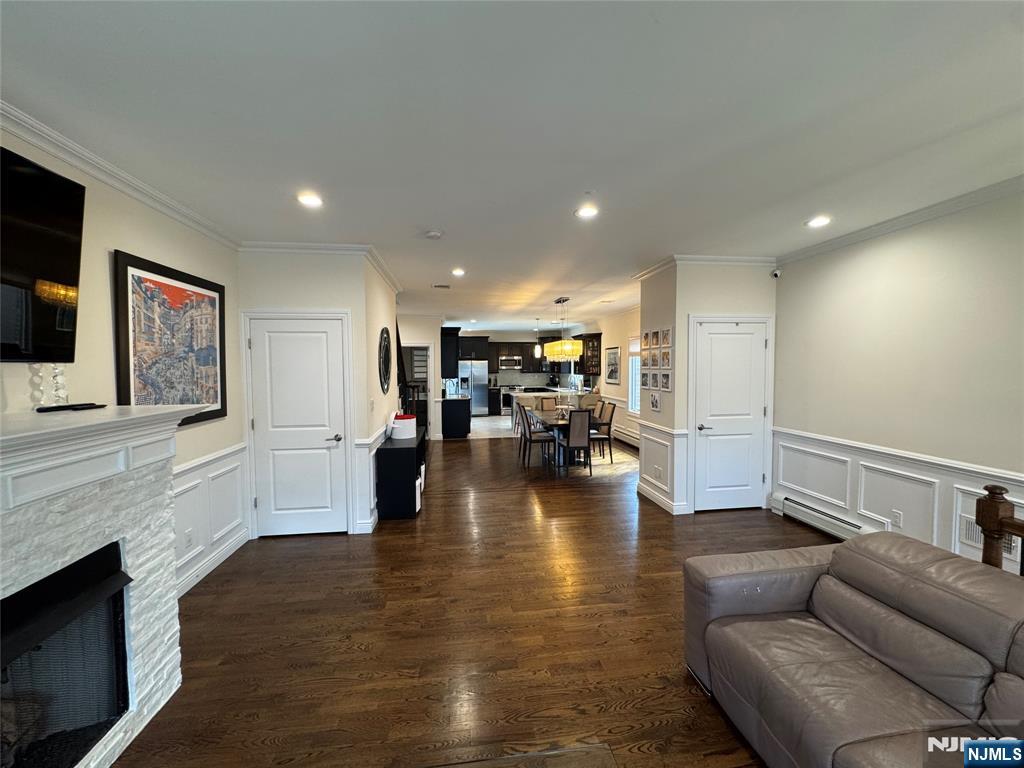 251 Marion Avenue