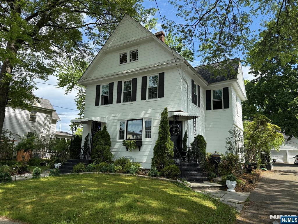 76 Elm Street