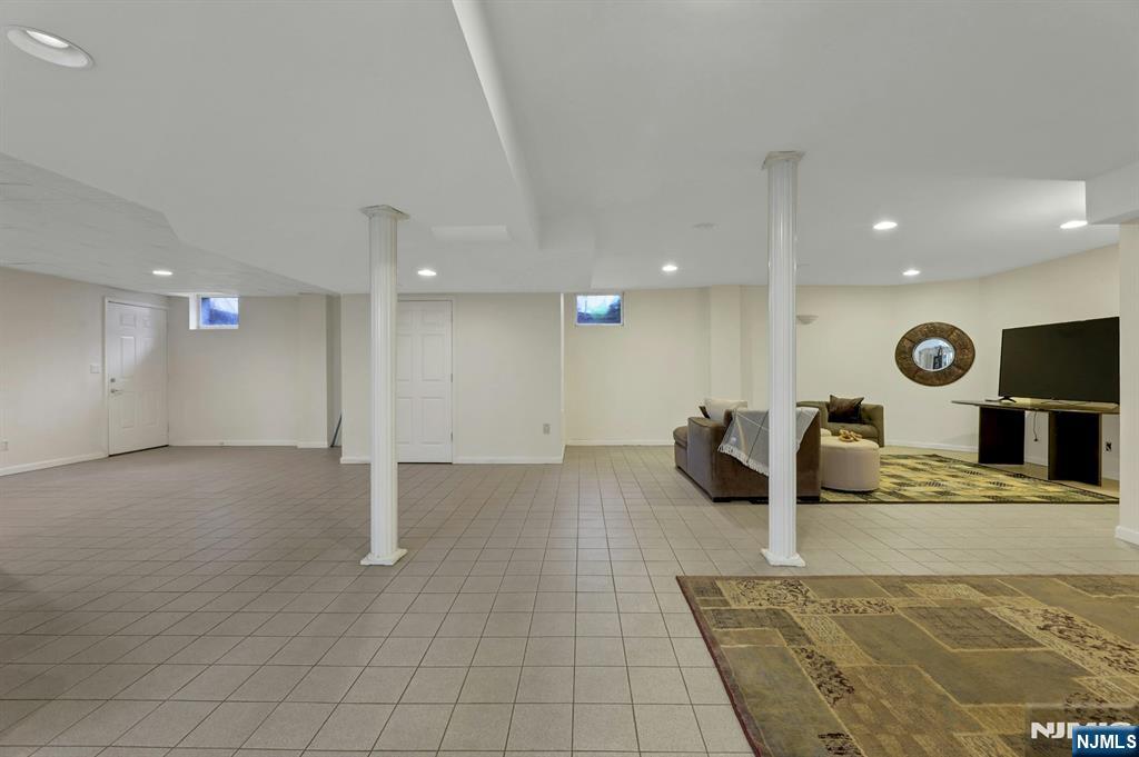 10 Parker Place