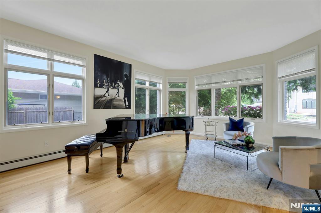 10 Parker Place