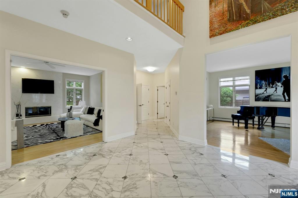 10 Parker Place