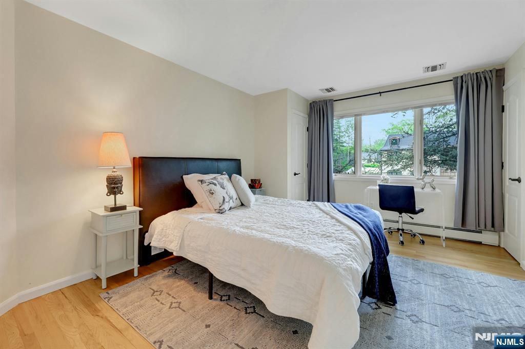10 Parker Place