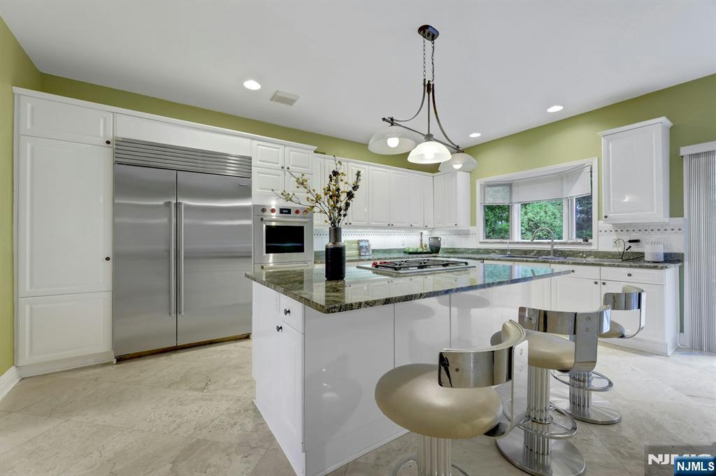 10 Parker Place