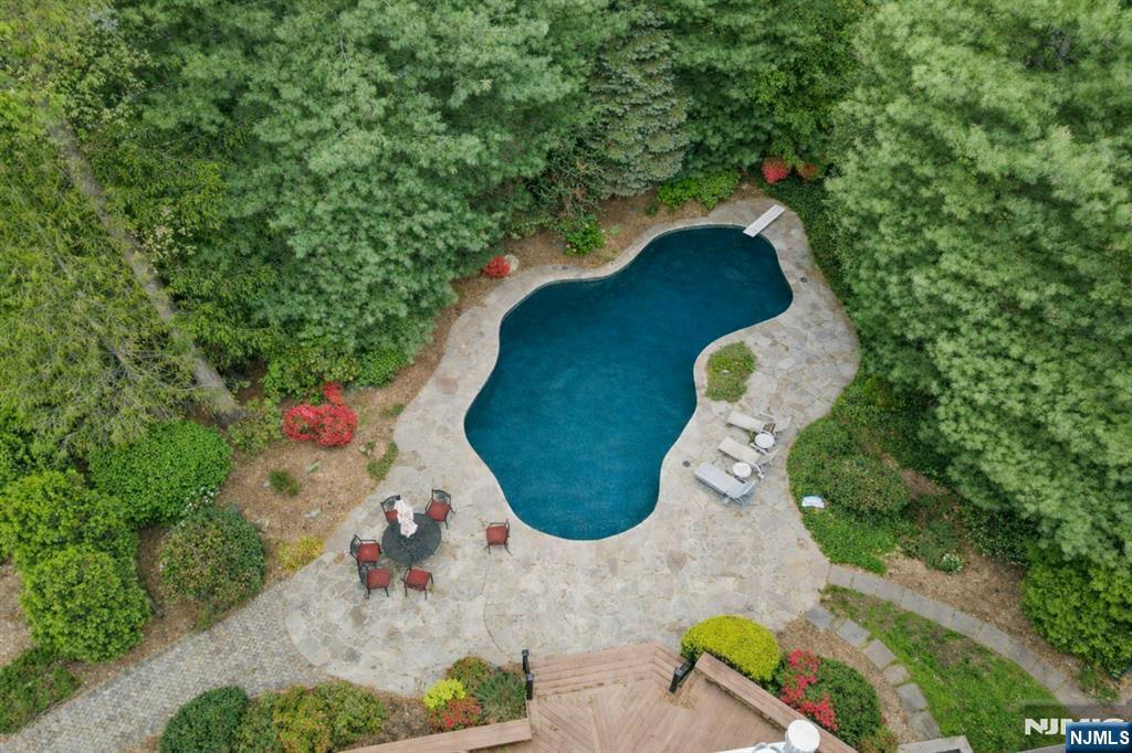 10 Parker Place