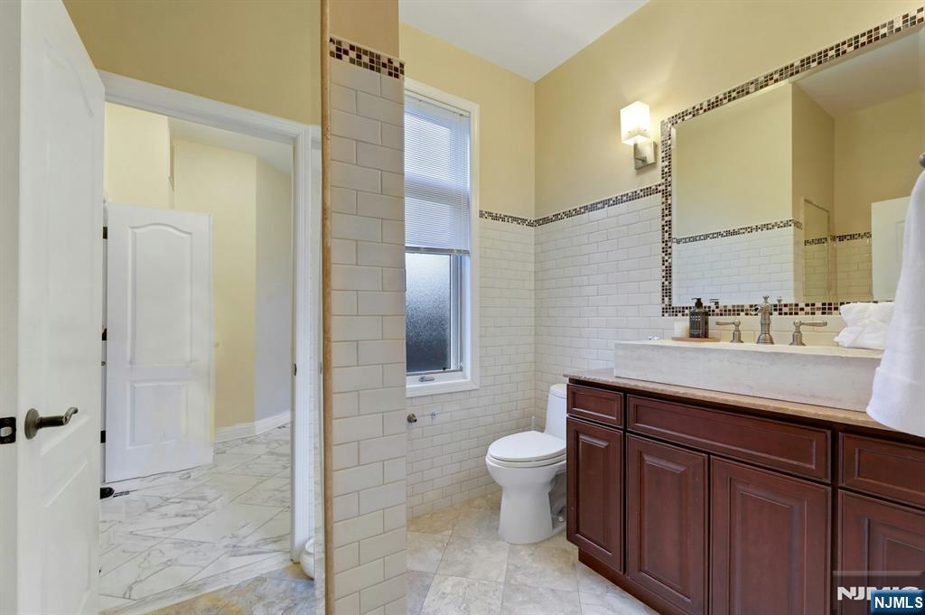 10 Parker Place