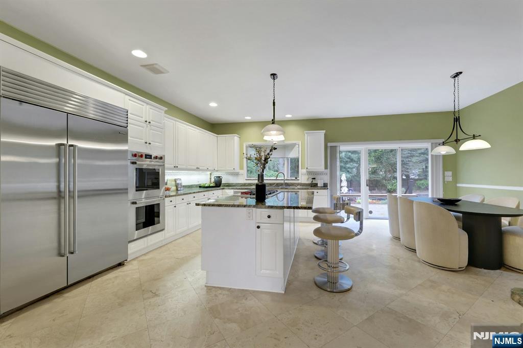 10 Parker Place