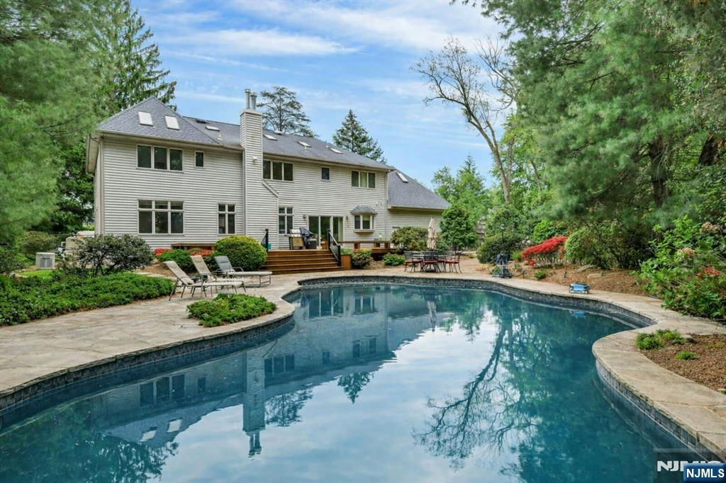 10 Parker Place