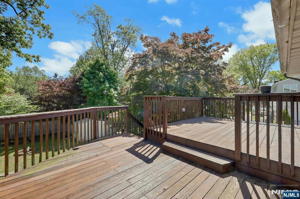 20 Bluehill Road